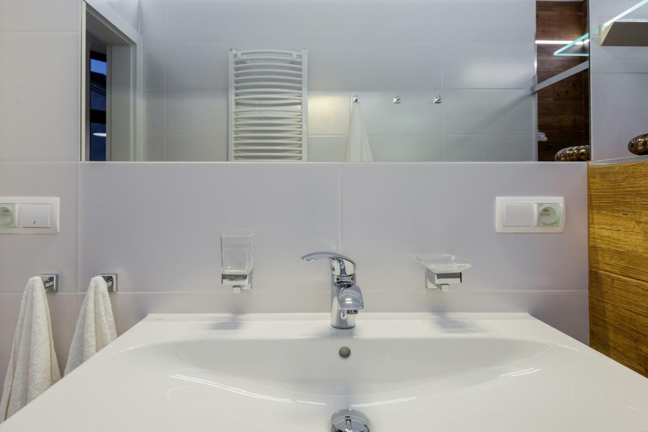 Kings Landing Apartament Krakkó Kültér fotó