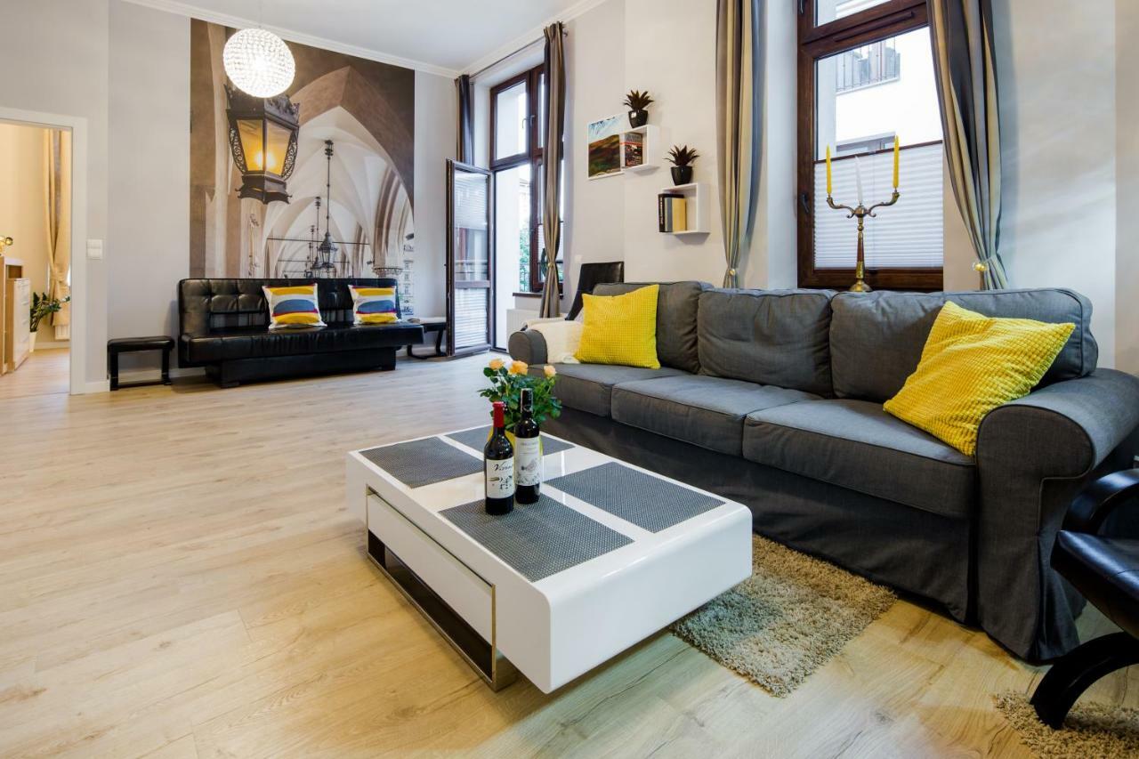 Kings Landing Apartament Krakkó Kültér fotó