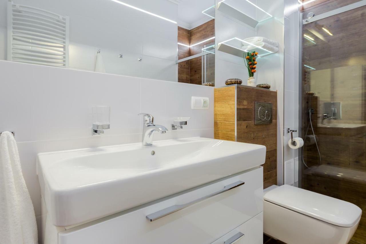 Kings Landing Apartament Krakkó Kültér fotó